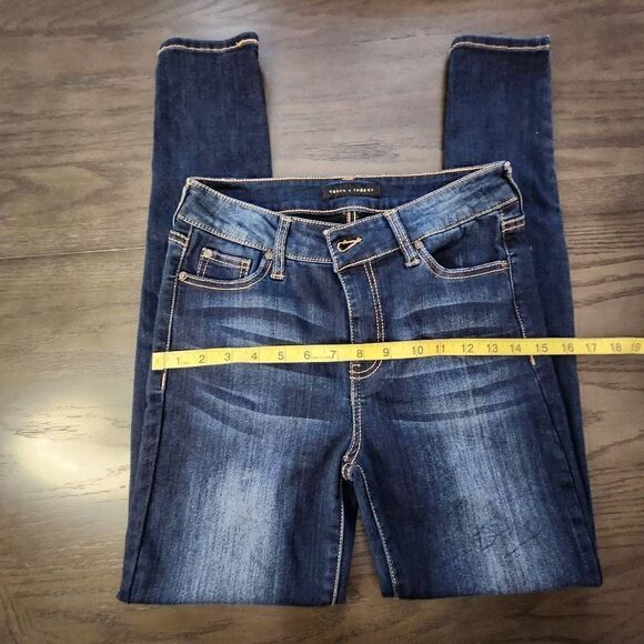 Truth Theory Petite Dark Wash High Waisted Size 4 Skinny Jeans - Picture 6 of 8